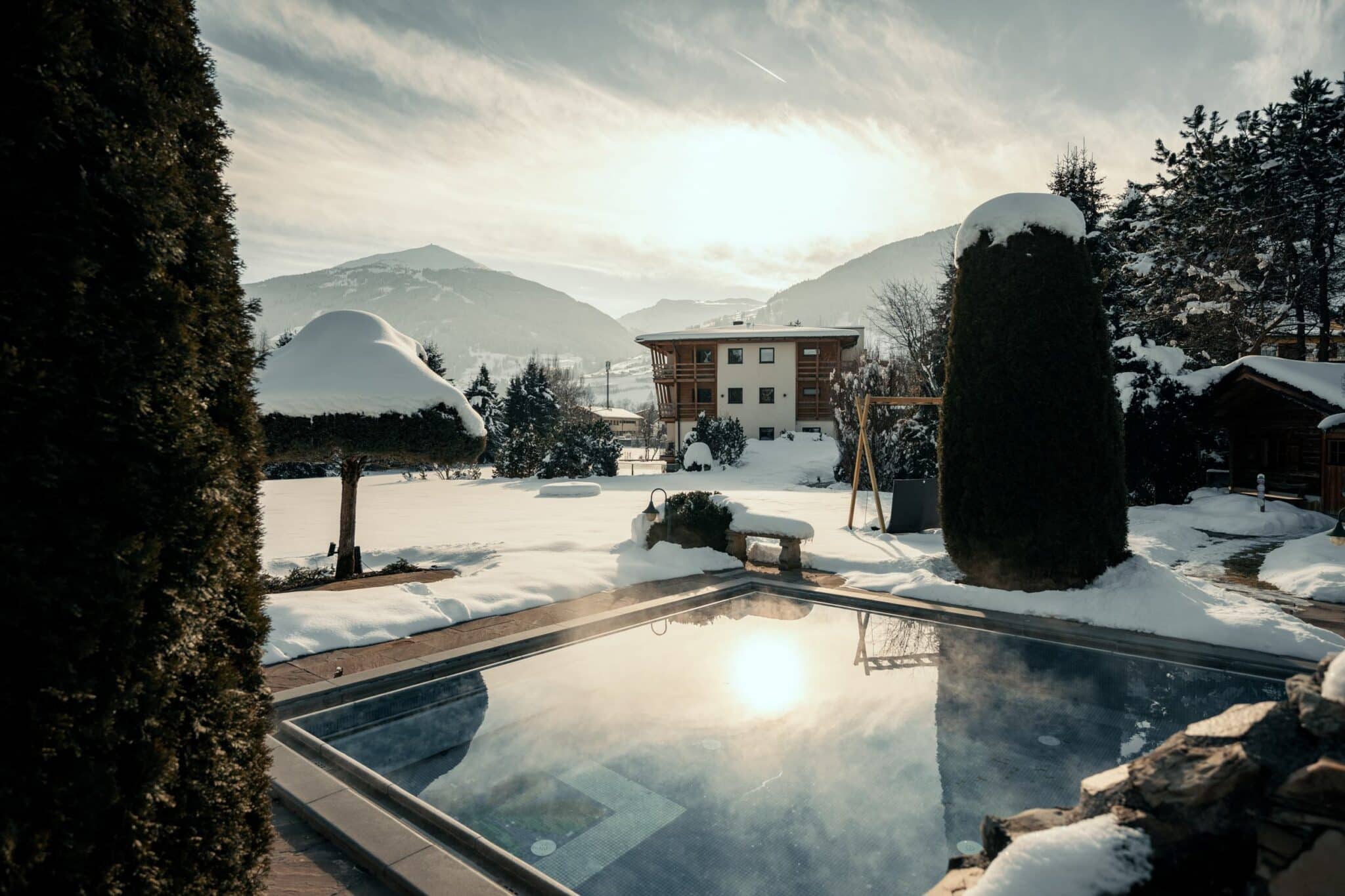 Hotel Sendlhofers Bad Hofgastein Spa outdoorpool winter garden