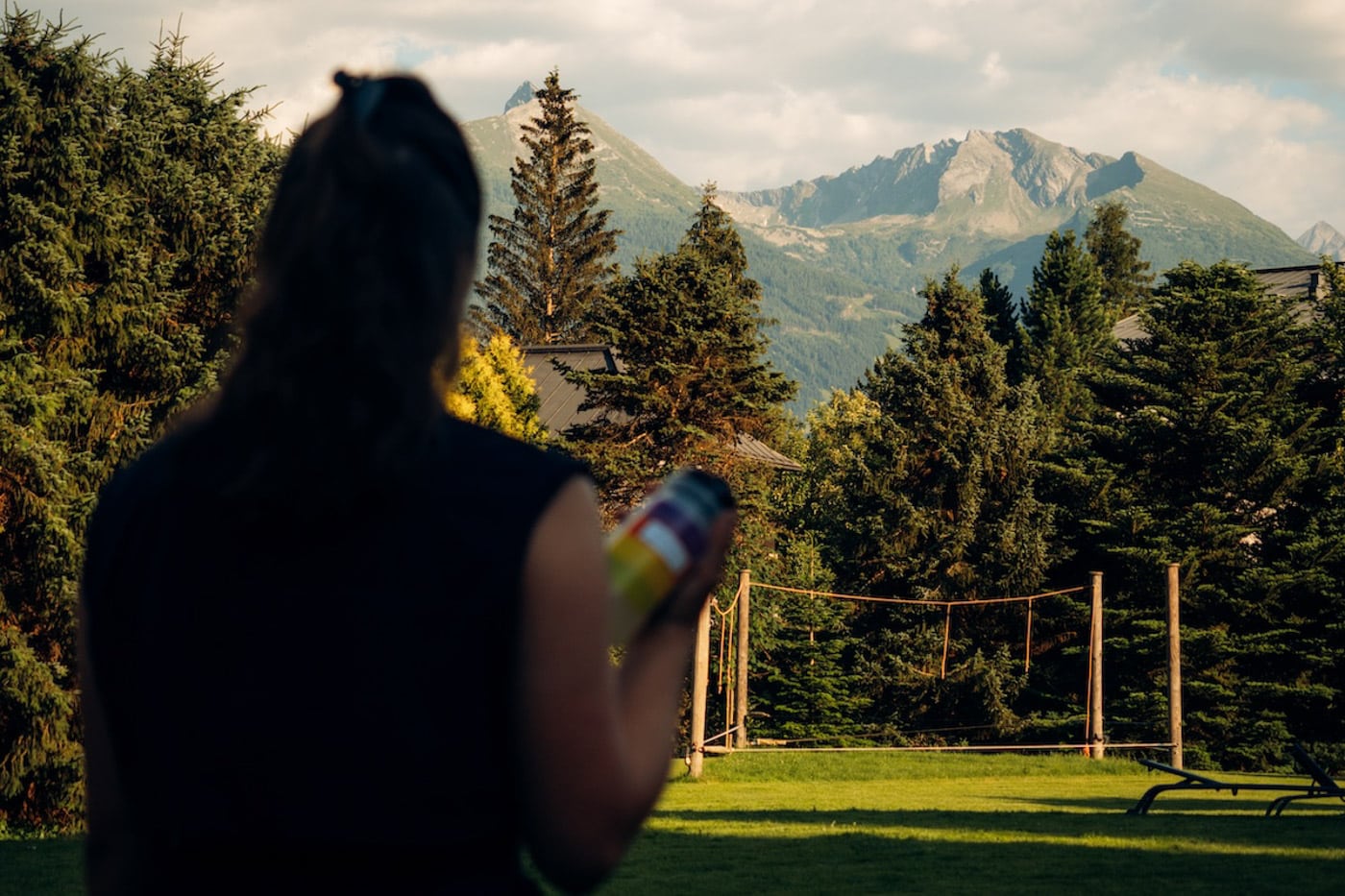 Garten mit Slackline im Sendlhofer's in Bad Hofgastein